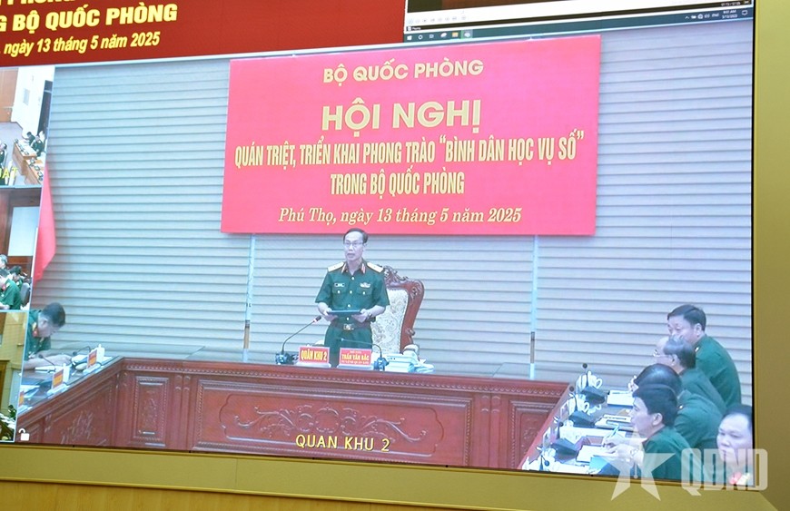 Đại biểu Quân khu 2 phát biểu tại hội nghị