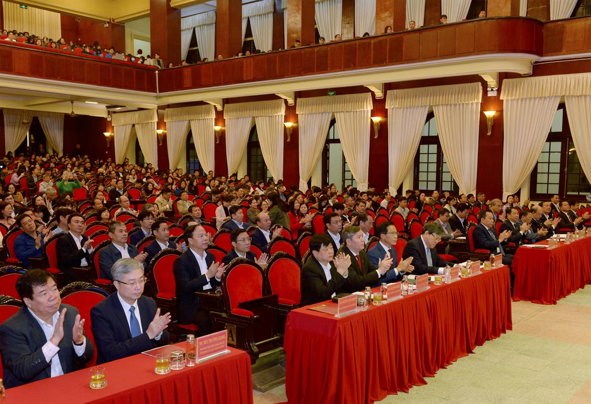 Các đại biểu tham dự hội nghị